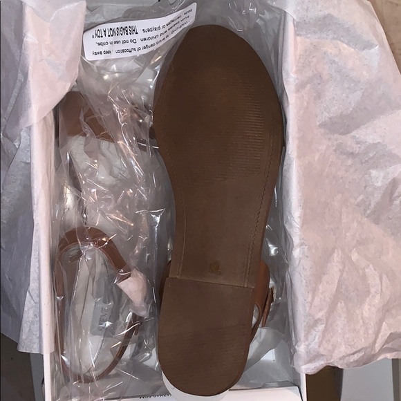 Steve Madden Donddi Tan Leather Sandals - Picture 7 of 7